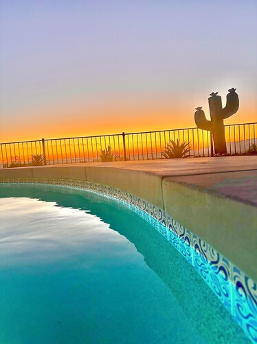 ⭐️⭐️⭐️⭐️⭐️5 Star🌵Guest Favorite with Heated Lazy River Pool☀️Rooftop  Observation Deck