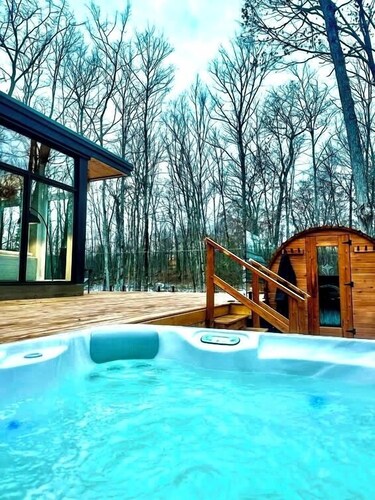 Sköv Cabin Luxury Escape |  Cedar Sauna & Hot tub