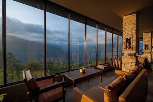 Nana Mountain Resort Mt. Annapurna View