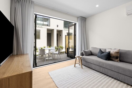 Coronet Peak Alpine Villa 44