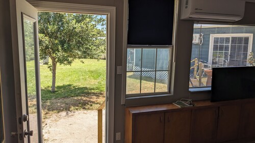 Cozy B- condo in charming Corpus Christi with WiFi, AC near Laguna Madre