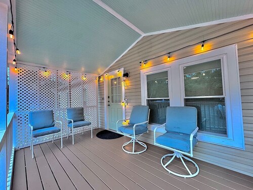 Family-friendly home. Pets Yes!