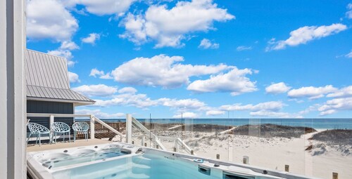 Blue Diamond by Kaiser, Beach Front Luxury Home with Swim Spa, Outdoor Bar, & Grill