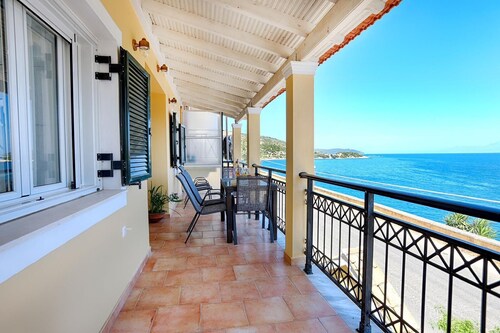 Vostalo apartments by Kassiopi's Sea