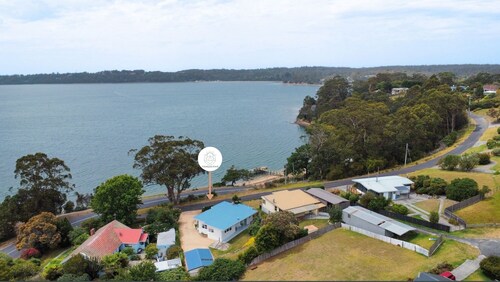 The Little Pearl - Front row at Beauty Bay