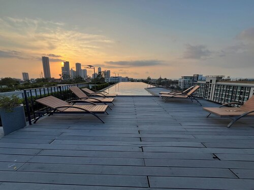 ดี อีโค่ เวลเนส เซ็นเตอร์