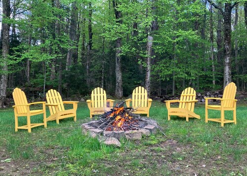 Peak2Creek- HotTub, Close to Mountain, Backyard!