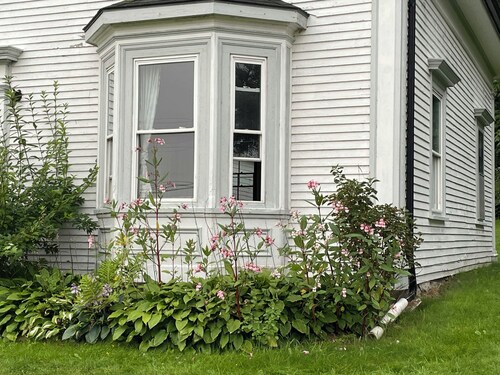 Ocean View Captain's House - Fundy Shore Nova Scotia
