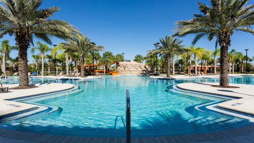 Solterra Villa With Screened Pool & Lake View