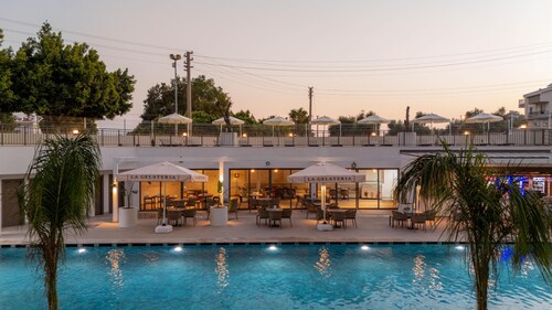 Prive Suite Side & Spa Hotel