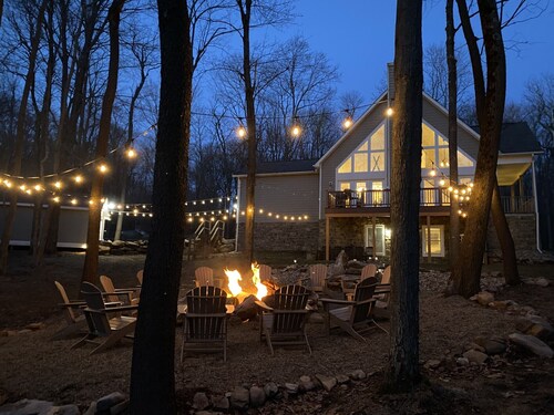 Family Friendly Mountain Getaway with Theater & Arcade in the Laurel Highlands