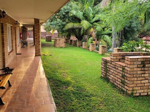 Mumo Lodge