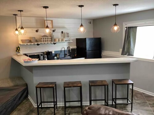 Luxury Residence w/ Theatre Room