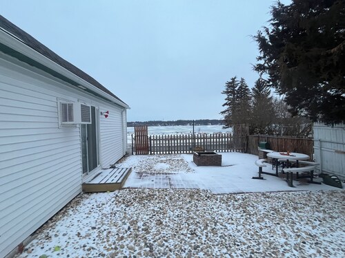 Cozy Home by boat launch, park, dock and downtown Ortonville and Big Stone