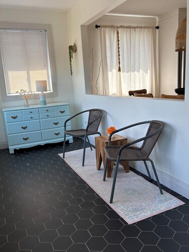 Cozy Lakeview Home with Water Access