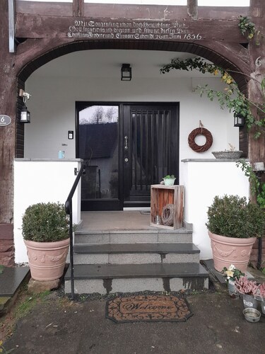 Ferienwohnung 'Am Vogler' mit Bergblick, Gemeinschaftsterrasse und Wi-Fi