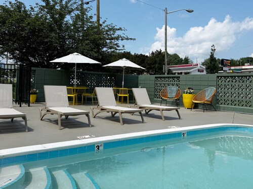 Colony House Motor Lodge