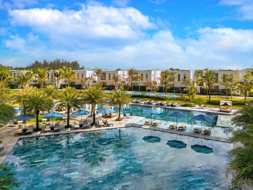 Royal Beachfront Resort Danang