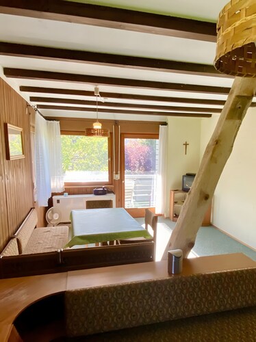 Wohnung 2 – Gemütliche Ferienwohnung mit Balkon & Flusszugang
