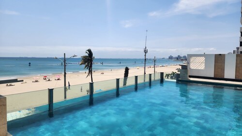 Hermoso apt en Salinas chinchipe 2 cuartos 2 baños , seguridad y parkeo gratis