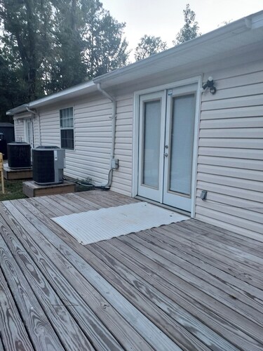 Relaxing Retreat  House on Chateau Lane 2 Bed/2 Bath near FSU and FL Capital