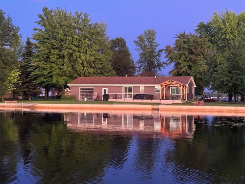 Over 200’ of  lakefront all sand on Washington lake with a view of Shawano lake!