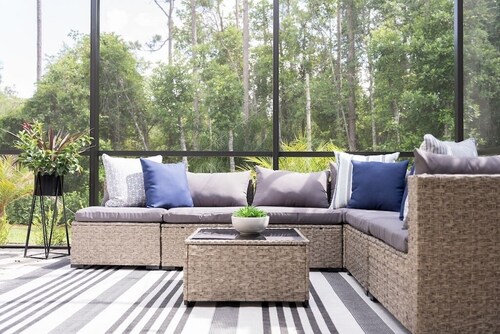 Noc Nest Family Retreat - Screened Lanai - Fire table - Outdoor BBQ - Game Room