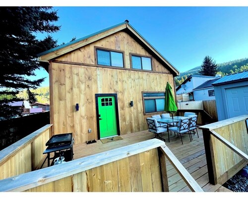 4-bedroom house in the heart of red river