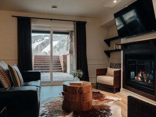 Luxury ski-in/ski-out condo in Saint-Sauveur