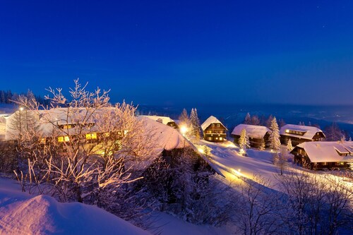 Apartment by Lake Ossiach With Mountain Views