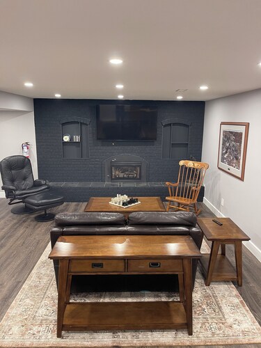 Cozy, spacious and comfortable family friendly home!