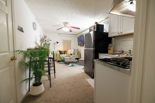 Rear Entry• Basement Suite Bliss•Firepit Nights & Comfort Stay