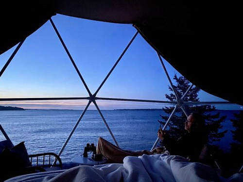 The Lookout Dome One - Private Hot Tub