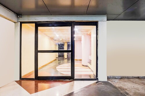 FabHotel Omkar & Lodging - phoenix market city