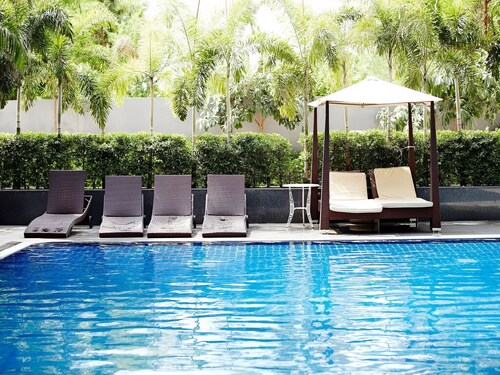 EZZI Hotel Pattaya Jomtien Beach Branch