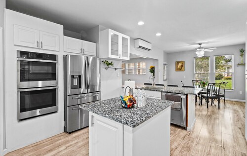 Lilburn Gateway  | Game Loft, Fire Pit, Near Stone Mountain