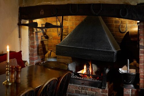 The Compasses Inn