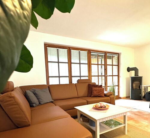 Gemütliches Ferienhaus zwischen See, Wald und Meer