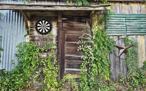 "KOZY KOTTAGE" Near Downtown! 2025 Remodel, Sleeps 8 Comfortably, Games & More!