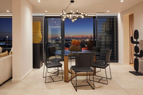 Xenia Signature Collection by Totalstay