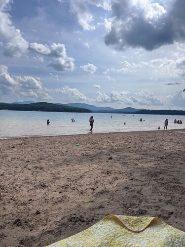 PRIVACY,VIEWS,POND,CREEKS! pooltable-arcade-minutes to BlRdg-Lake-dogs welcome