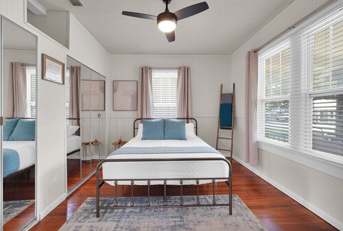 Coastal Cottage near Winery