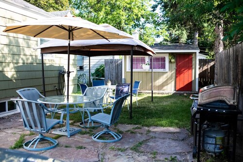 Eastside Suite-Cozy 3 Bedroom Home next 2 Downtown