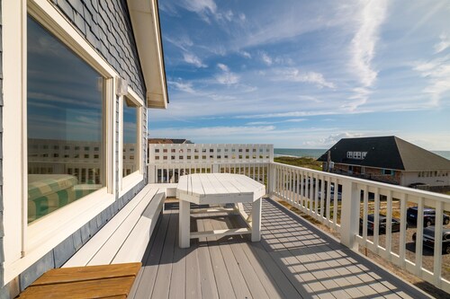 Gensis on the Water, VIEWS!, VIEWS!, VIEWS!