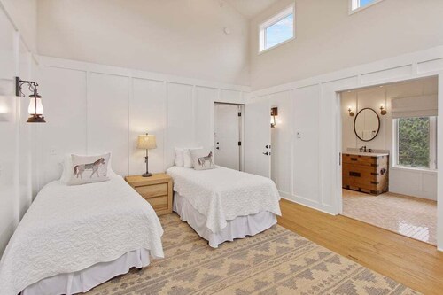 The Hogan Cabin 3 at Pathways Ranch!