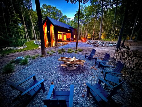 Nordhaus --- Shanty Creek ---  Entire Home in Bellaire  --- Ski.Boat.Golf.Relax