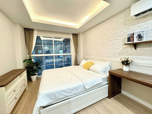 Ly Lakeside House Tay Ho Ha Noi