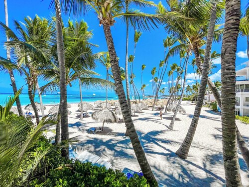 PUNTA CANA Paradise Studios BEACH POOL