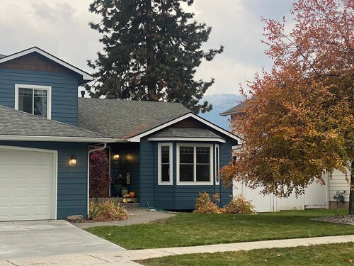Timbercrest Beautiful 4-bedroom house with AC in Post Falls