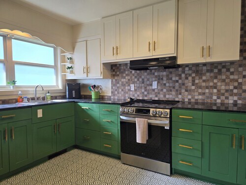 Retro Game Night Escape - Vintage Vibes & Classic Boardgame Fun Await!